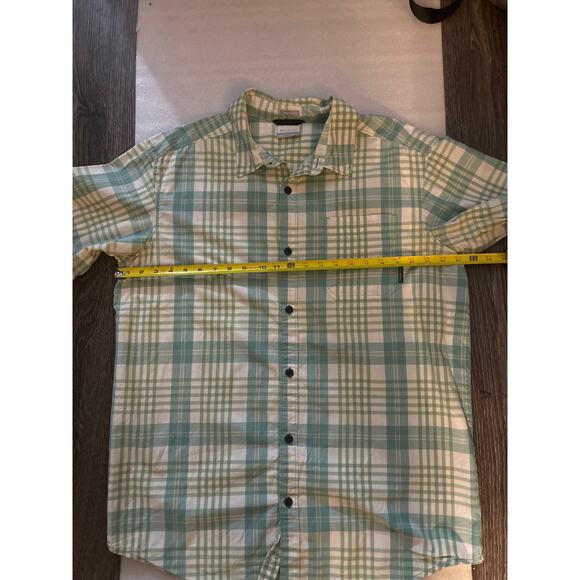 Columbia Plaid Short Sleeve Button Up Shirt L Academia Minimalist Grandpacore - Picture 8 of 9